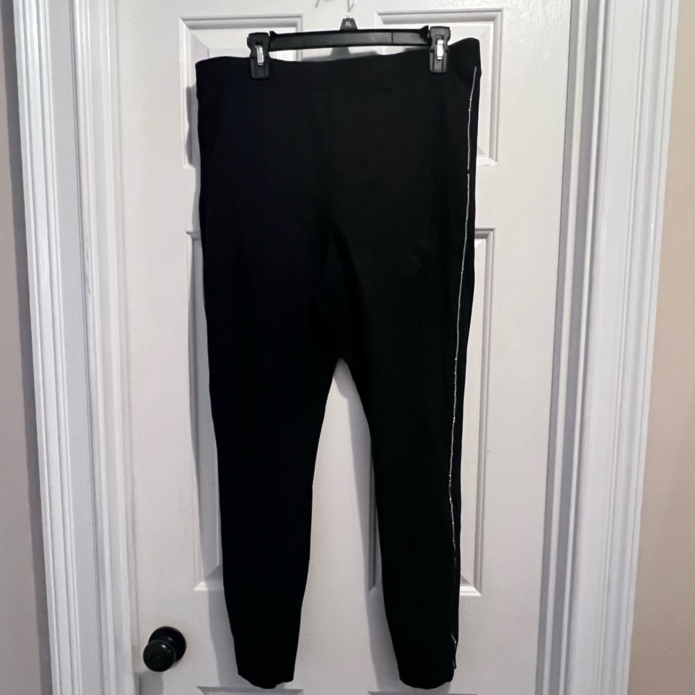 Jennifer Lopez pants size XL